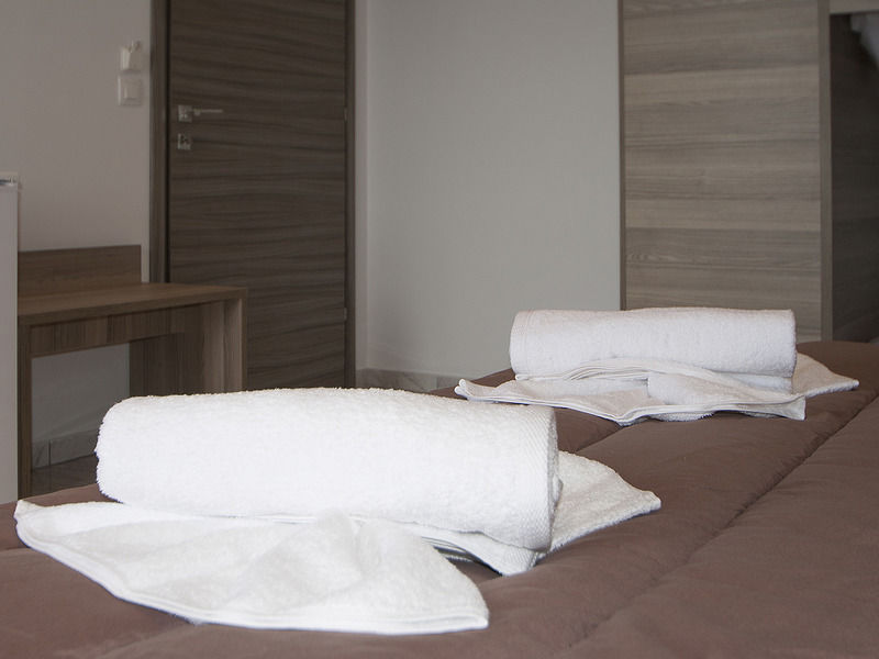 Pension Avocado Skiathos Exterior photo