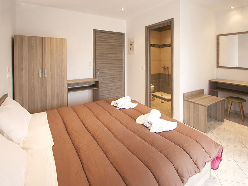 Pension Avocado Skiathos Exterior photo