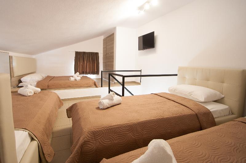 Pension Avocado Skiathos Exterior photo